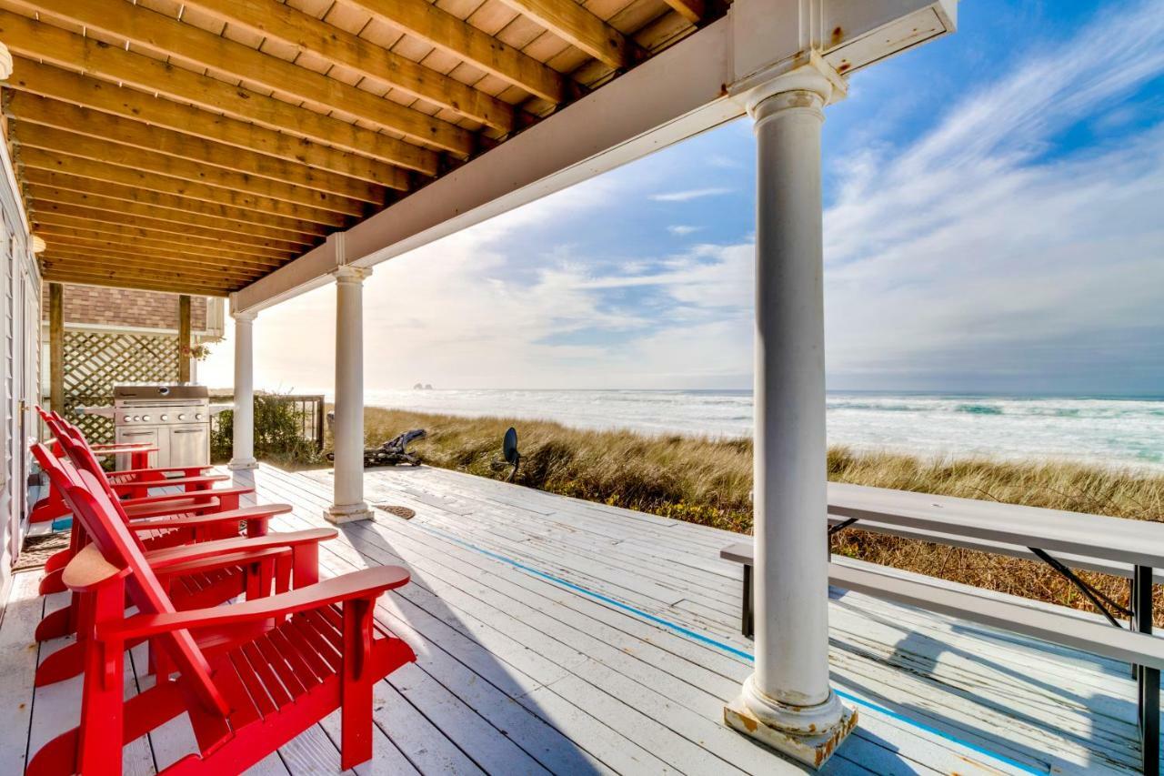 Ace'S Beach House Rockaway Beach Buitenkant foto